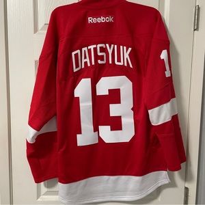 Reebok Detroit Red Wings Pavel Datsyuk home jersey, size S